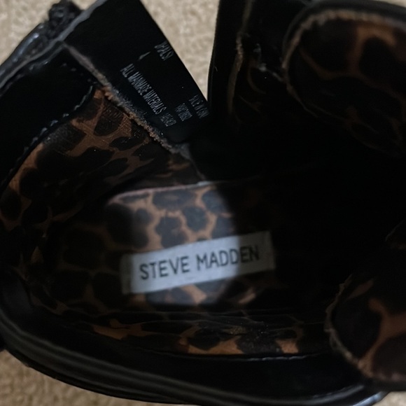 Boots - Picture 6 of 7